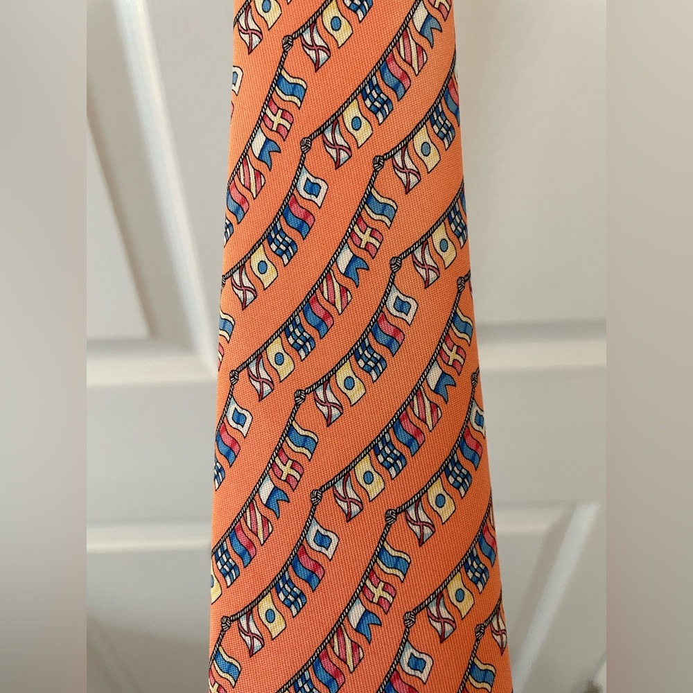 Vineyard Vines Boat Flag Neck Tie